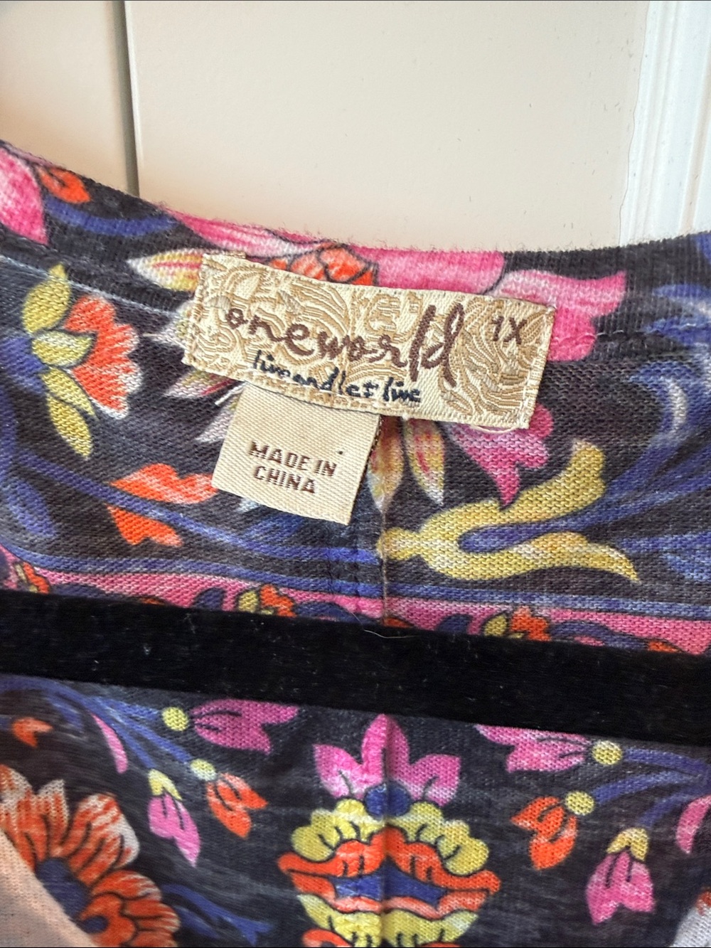 ONE WORLD Black Tunic Top with Pink, Purple & Orange Floral Sugar Skull Design - Picture 3 of 7
